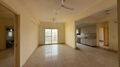 Living Room Image of 2050 Sq.ft 3.5 BHK Apartment / Flat for sale in Maxblis Grand Wellington, Sector 75 Noida for Rs. 33000000