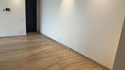 Image of 3485 Sq.ft 5 BHK Apartment / Flat for rent in Supertech Supernova, Sector 94, Noida for Rs. 134900