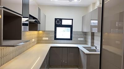 Kitchen Image of 1125 Sq.ft 3 BHK Builder Floor for sale in Vikaspuri Luxury Homes, Vikaspuri New Delhi for Rs. 22000000