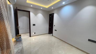 Bedroom Image of 1400 Sq.ft 3 BHK Apartment / Flat for sale in Sector 5 Rohini New Delhi for Rs. 16000000