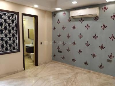 Bedroom Image of 1500 Sq.ft 2 BHK Builder Floor for rent in Sector 105 Noida for Rs. 42000