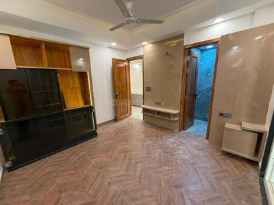 Bedroom Image of 1350 Sq.ft 4 BHK Apartment / Flat for sale in Goyal Lavish Dwarka, Sector 16B Dwarka New Delhi for Rs. 9500000