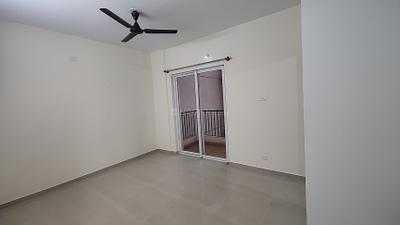 Bedroom Image of 924 Sq.ft 2 BHK Apartment / Flat for sale in DLF Woodland Heights, Bommasandra Bengaluru for Rs. 7100000