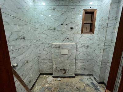 Bathroom Image of 1450 Sq.ft 3 BHK Builder Floor for sale in Janakpuri New Delhi for Rs. 20000001