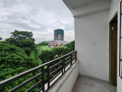 Balcony Image of 770 Sq.ft 2 BHK Apartment / Flat for sale in Bangur Avenue Kolkata for Rs. 4700000