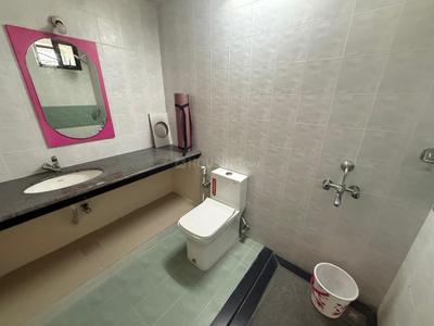 Image of 2240 Sq.ft 3 BHK Apartment / Flat for sale in Panayikulam, Kochi for Rs. 15500000