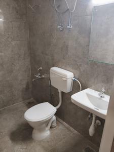 Bathroom Image of 950 Sq.ft 2 BHK Apartment / Flat for rent in Egattur Chennai for Rs. 29500
