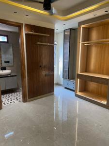 Bedroom Image of 900 Sq.ft 2 BHK Builder Floor for sale in Lajpat Nagar New Delhi for Rs. 18500000