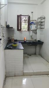 Kitchen Image of 800 Sq.ft 2 BHK Builder Floor for rent in Sector 73 Noida for Rs. 18000