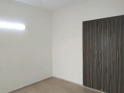 Bedroom Image of 1600 Sq.ft 3 BHK Apartment / Flat for sale in DLF Capital Greens Phase 1 And 2, Karampura New Delhi for Rs. 25000000