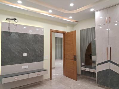 Bedroom Image of 2700 Sq.ft 4 BHK Builder Floor for sale in Paschim Vihar New Delhi for Rs. 50000000