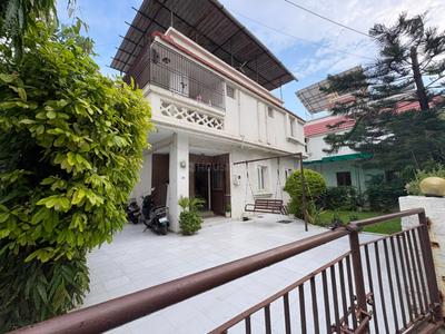 Balcony Image of 2200 Sq.ft 4 BHK Independent House for sale in Thaltej Ahmedabad for Rs. 36000000
