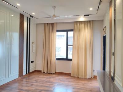 Bedroom Image of 3150 Sq.ft 4 BHK Builder Floor for sale in Ansal Versalia, Sector 67 Gurgaon for Rs. 37500000