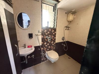 Image of 700 Sq.ft 2 BHK Apartment / Flat for rent in Kasarvadavali, Thane for Rs. 23000