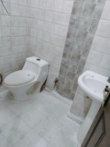 Bathroom Image of 960 Sq.ft 2 BHK Builder Floor for rent in Indirapuram Ghaziabad for Rs. 20000
