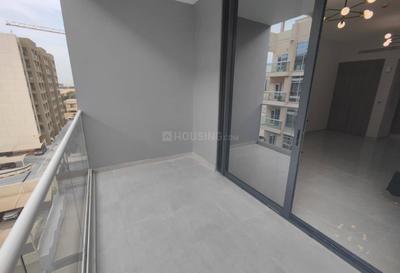 Balcony Image of 791 Sq.ft 1 BHK Apartment / Flat for sale in Dubai Silicon Oasis Dubai for Rs. 27300000