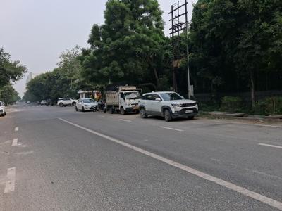 Image of 300 Sq.ft Residential Plot / Land for sale in Sector 105, Noida for Rs. 89000000