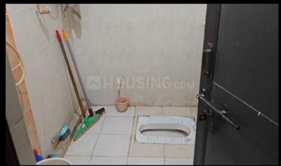 Bathroom Image of 642 Sq.ft 2 BHK Apartment / Flat for sale in Gomti Nagar Lucknow for Rs. 4000000