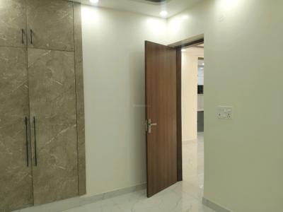 Bedroom Image of 1100 Sq.ft 3 BHK Apartment / Flat for sale in Vikaspuri New Delhi for Rs. 15500000