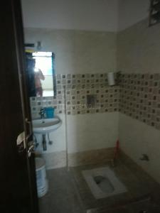 Bathroom Image of 1500 Sq.ft 3 BHK Apartment / Flat for rent in Singh More Ranchi for Rs. 15000