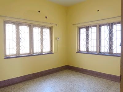 Bedroom Image of 800 Sq.ft 2 BHK Builder Floor for rent in Jodhpur Park Kolkata for Rs. 13000