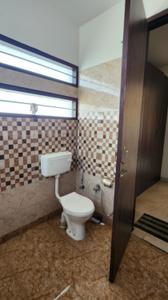 Bathroom Image of 1800 Sq.ft 2 BHK Builder Floor for rent in Sector 71 Mohali for Rs. 24000