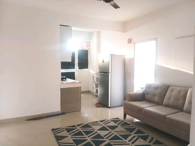 Living Room Image of 682 Sq.ft 2 BHK Apartment / Flat for sale in Suncity Avenue 76, Sector 76 Gurgaon for Rs. 8200000