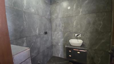 Image of 910 Sq.ft 2 BHK Builder Floor for sale in Paschim Vihar, New Delhi for Rs. 13700000