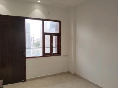 Bedroom Image of 2000 Sq.ft 6 BHK Builder Floor for sale in Rohini Sector 28 New Delhi for Rs. 20100000