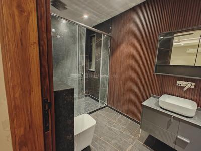 Image of 3195 Sq.ft 3 BHK Builder Floor for sale in Preet Vihar, New Delhi for Rs. 64999999