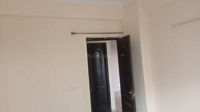 Bedroom Image of 1150 Sq.ft 2.5 BHK Apartment / Flat for sale in Gardenia Golf City Phase 4, Sector 75 Noida for Rs. 8000006