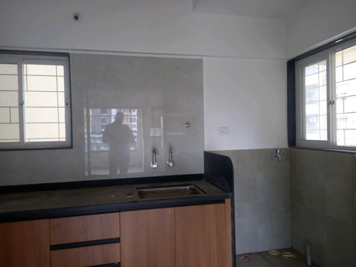 Supreme Estia Main Image 1