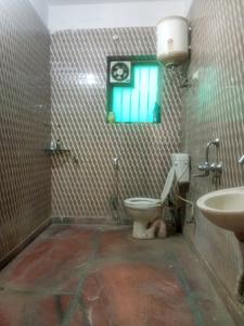 Bedroom Four Image of 1200 Sq.ft 4 BHK Builder Floor for rent in Sector 49 Gurgaon for Rs. 32000