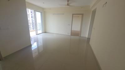 Living Room Image of 1940 Sq.ft 3 BHK Apartment / Flat for rent in DLF Express Greens, Manesar Gurgaon for Rs. 32000
