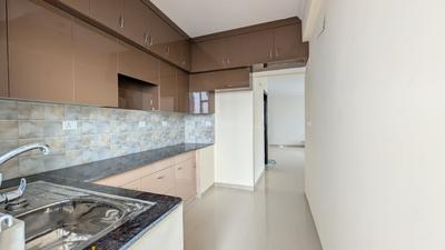 Kitchen Image of 1750 Sq.ft 3 BHK Apartment / Flat for rent in Assotech The Nest, Crossings Republik Ghaziabad for Rs. 25000