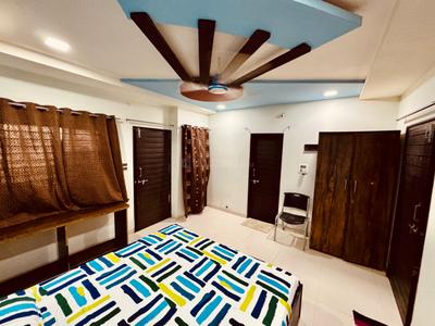 Bedroom Image of 950 Sq.ft 1 BHK Apartment / Flat for rent in Palasia Indore for Rs. 17000