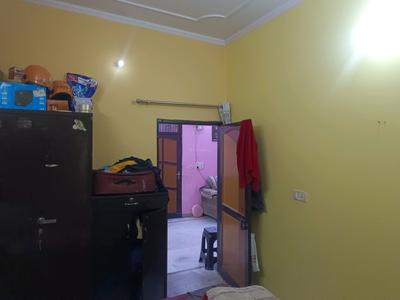 Bedroom Image of 900 Sq.ft 2 BHK Builder Floor for sale in New Industrial Township Faridabad for Rs. 6700000