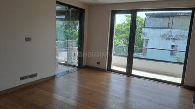 Bedroom Image of 5400 Sq.ft 4 BHK Builder Floor for rent in Maharani Bagh New Delhi for Rs. 500000