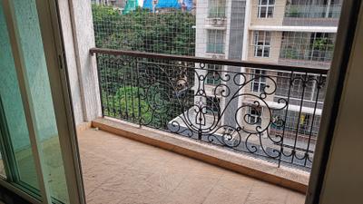 Balcony Image of 950 Sq.ft 2 BHK Apartment / Flat for sale in Dadar East Mumbai for Rs. 41000000