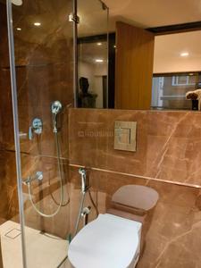 Bathroom Image of 1600 Sq.ft 4 BHK Apartment / Flat for sale in Juhu Mumbai for Rs. 110000000