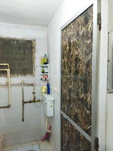 Bathroom Image of Amber CHS in Andheri West, Mumbai