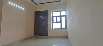 Bedroom Image of 1750 Sq.ft 3 BHK Apartment / Flat for rent in CGHS Ganpati Apartment, Sector 56 Gurgaon for Rs. 48000