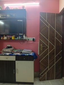 Bedroom Image of 500 Sq.ft 1.5 BHK Apartment / Flat for rent in Baranagar Kolkata for Rs. 11000