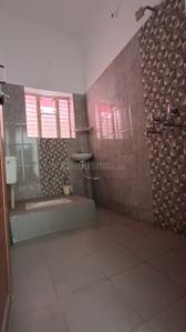 Bathroom Image of 1200 Sq.ft 2 BHK Builder Floor for rent in Gopalpur Motihari for Rs. 9000