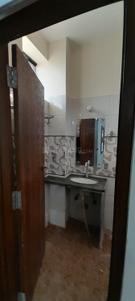Bathroom Image of 1000 Sq.ft 2 BHK Builder Floor for rent in Budhsinghpura Jaipur for Rs. 18000