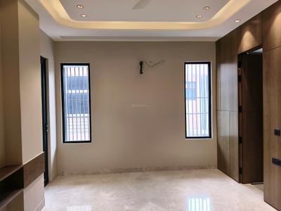 Bedroom Image of 2475 Sq.ft 4 BHK Builder Floor for sale in Big Block South City 2, Sector 49 Gurgaon for Rs. 35500000