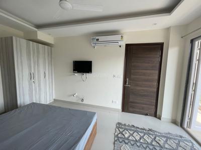 Bedroom Image of 750 Sq.ft 1 BHK Builder Floor for rent in Sector 46 Gurgaon for Rs. 32000