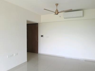 Living Room Image of 900 Sq.ft 2 BHK Apartment / Flat for rent in Lodha Splendora Riverview, Kasarvadavali Thane for Rs. 29000
