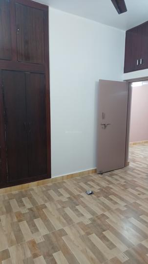 Vinay Khand 4, Gomti Nagar Bedroom 1