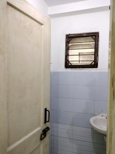 Common Bathroom One Image of 430 Sq.ft 1 BHK Apartment / Flat for sale in Sector 23B Dwarka New Delhi for Rs. 6325001